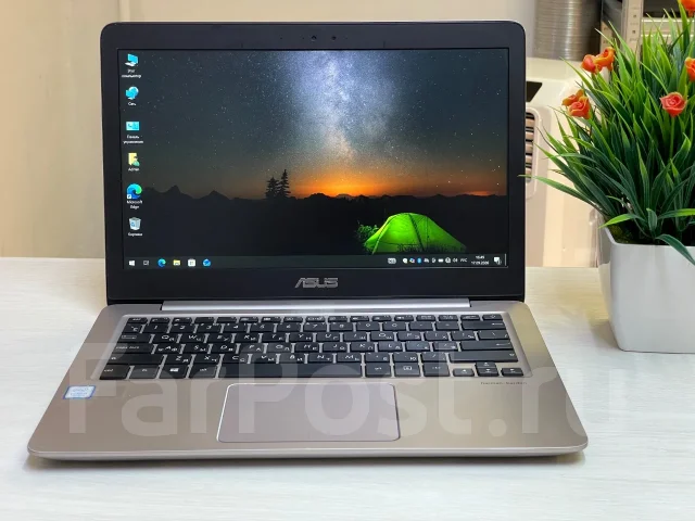 Asus. 14", 2,4����, ��� 8 ��, ���� 240���, WiFi: 1, Bluetooth: 1, ����������� �� 2��. ����