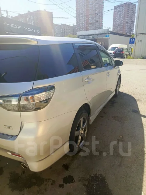 Toyota Wish. ��������, 4wd, 1.8 (130��.�.), ������, 176 000����. �� ����