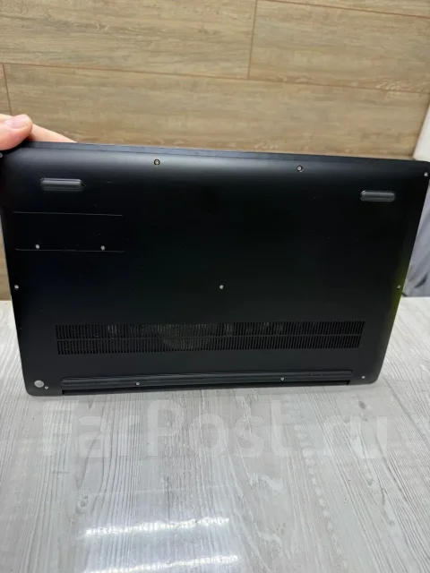 Intel. 15.6", 2����, ��� 16 ��, ���� 512���, WiFi: 1, Bluetooth: 1, ����������� �� 3��. ����