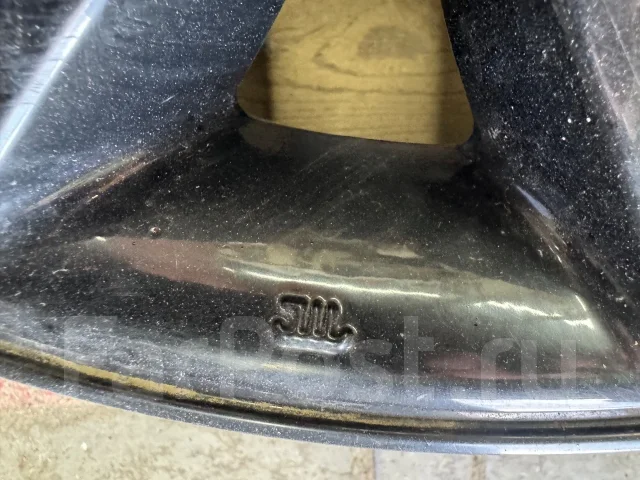 Subaru. 7.5x18", 5x114.3, ET55 ����