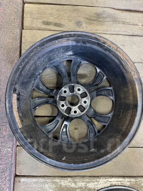 Subaru. 7.5x18", 5x114.3, ET55 ����