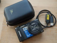 Samsung WB700. 15 - 19.9 ��, ���: 14� � ����� ����