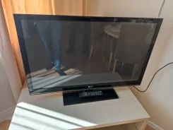 LG 42PT353. ������ ����