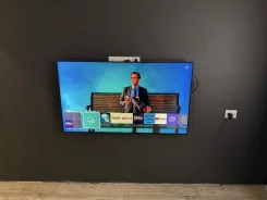 Samsung. LED ����