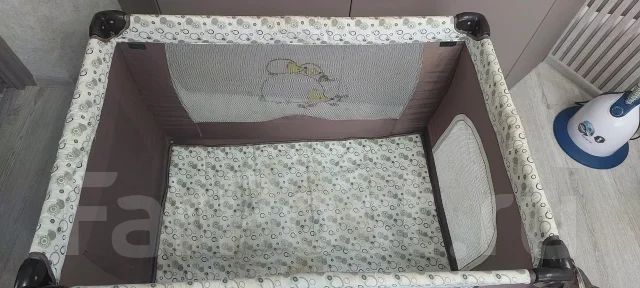 ����� ����
