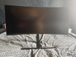 Huawei. 34", ���������� �� (LCD, LED, QLED) ����