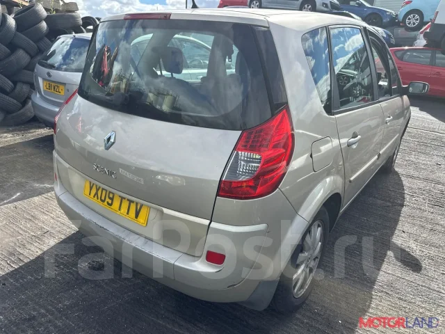������� Renault Scenic 2003-2009 21452243 8200584675 ����
