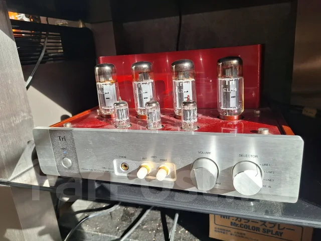 Triode ����