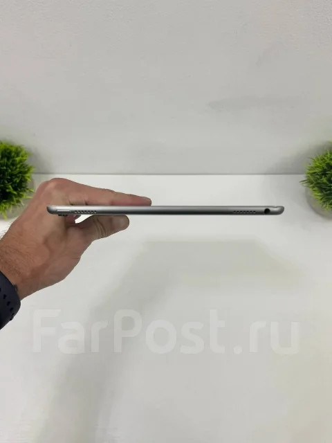 Apple iPad Pro 9.7. 9.7 ������, ������ 128 �� ����