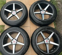 Vossen CV3-R. 8.5x18", 5x114.3, ET33, �� 73,1���. ����