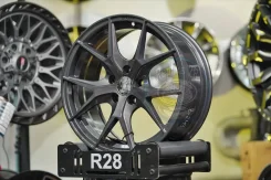 HRE P101. 7.0x16", 5x100, ET38, �� 73,1���. ����