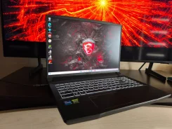 MSI. 16", 4,5����, ��� 16 ��, ���� 1 000���, WiFi: 1, Bluetooth: 1 ����