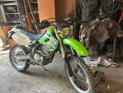 Kawasaki KLX 250 ����