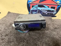 Sony CDX-GT747UI ����