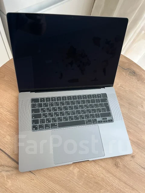 Apple MacBook Pro 16 2021. 16", ��� 16 ��, ���� 1 000���, WiFi: 1, Bluetooth: 1, ����������� �� 12��. ����