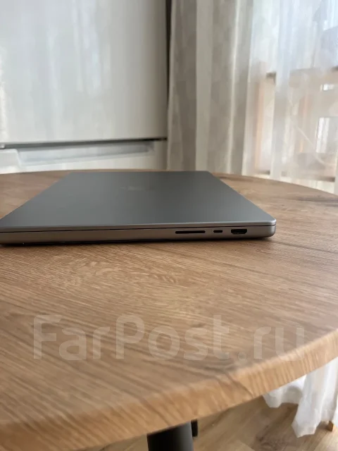Apple MacBook Pro 16 2021. 16", ��� 16 ��, ���� 1 000���, WiFi: 1, Bluetooth: 1, ����������� �� 12��. ����