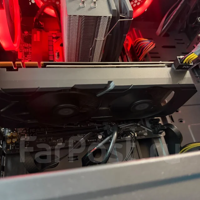 GeForce GTX 1070 ����