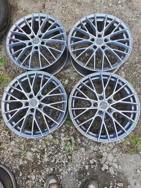 Mak Van. 8.5x19", 5x114.3, ET2, �� 67���. ����
