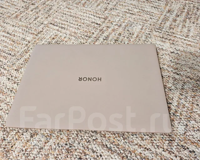 Honor MagicBook Art 14. 14.6", ��� 32 ��, ���� 1 024���, WiFi: 1, Bluetooth: 1 ����