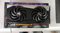 Radeon RX 6600 XT ����