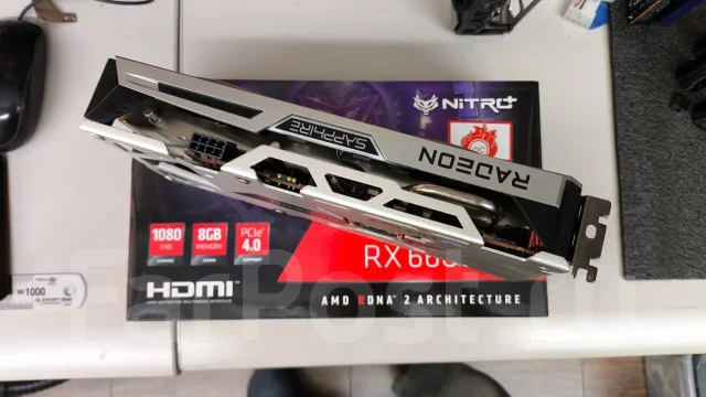 Radeon RX 6600 XT ����