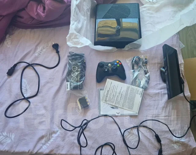 Microsoft Xbox 360 E ����