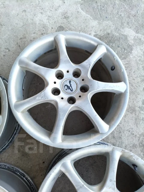 Acura. 8.0x17", 5x114.3, ET32, �� 64,1���. ����