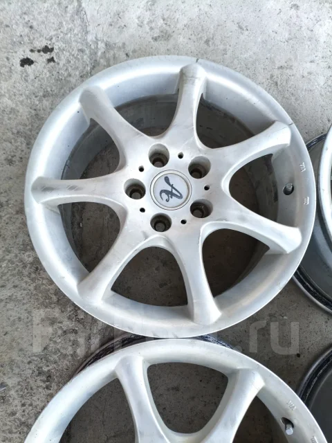 Acura. 8.0x17", 5x114.3, ET32, �� 64,1���. ����