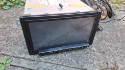 Clarion NX614 ����