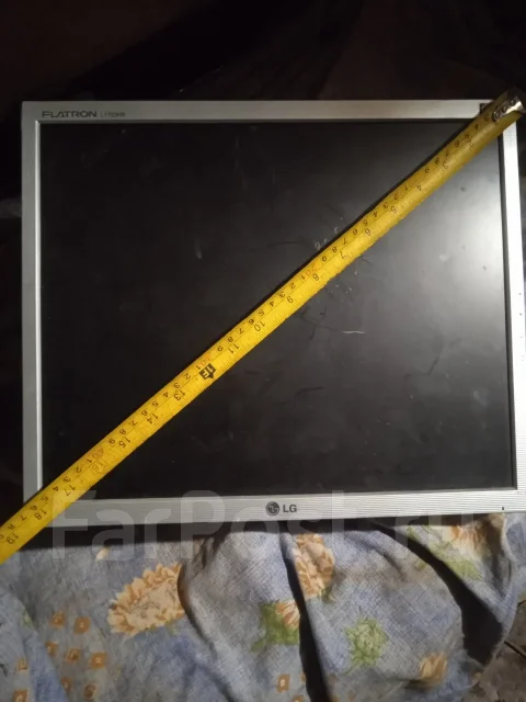 Samsung. 20", ���������� �� (LCD, LED, QLED) ����