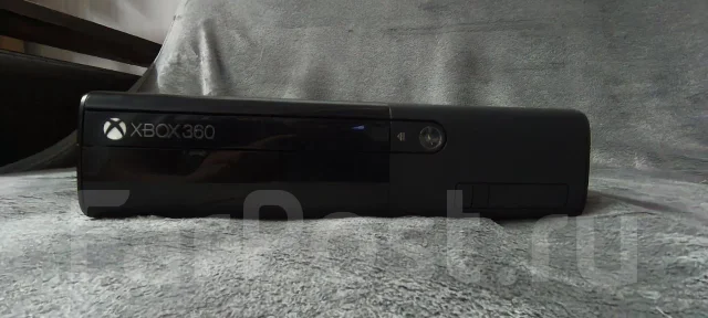 Microsoft Xbox 360 E ����