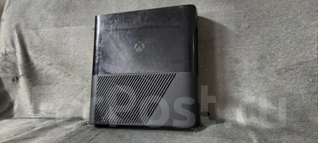Microsoft Xbox 360 E ����