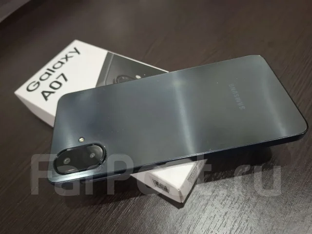Samsung Galaxy A07. �/�, 64 ��, �����������, 4G LTE, Dual-SIM, NFC ����