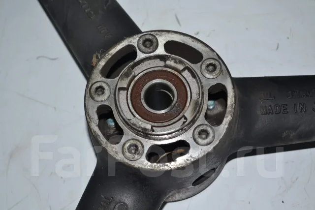 ������ �������� (���� ��������) Suzuki RF900 ����