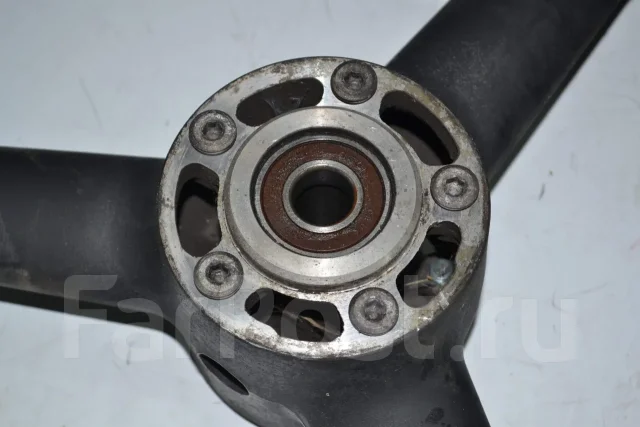 ������ �������� (���� ��������) Suzuki RF900 ����