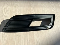 ������� � ������ Audi A4 8K0807682K01C 8K, �������� ������ 8K0807682K01C ����