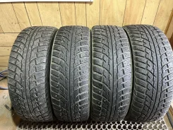 Kumho I'Zen RV Stud KC16