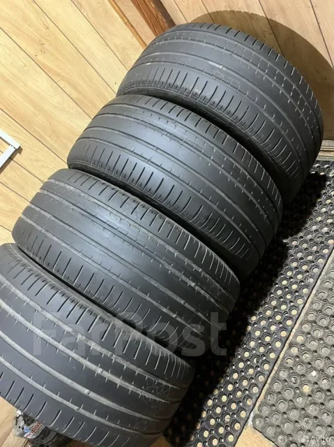 Pirelli P Zero Rosso