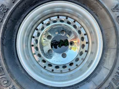 SSR. 6.0x15", 5x139.7, ET-37 ����