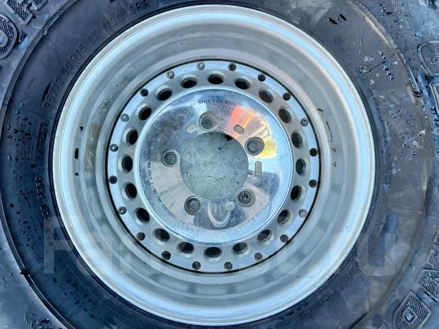 SSR. 6.0x15", 5x139.7, ET-37 ����