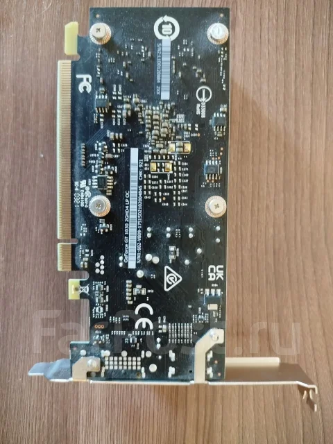 GeForce GT 1030 ����