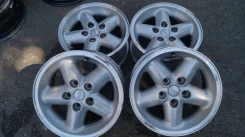 Jeep. 7.0x15", 5x114.3, ET31.8, �� 71,5���. ����