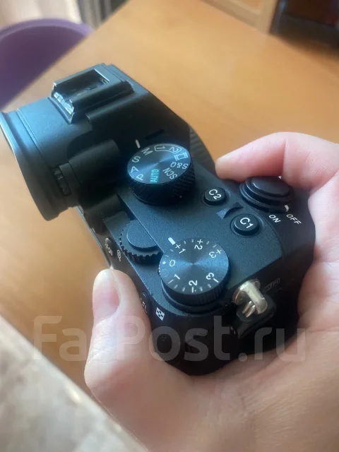 Sony Alpha ILCE-7 III ����