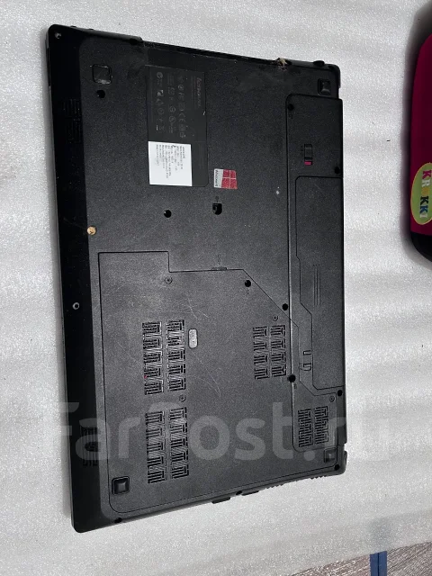 Lenovo IdeaPad V560. 15.6", 2,5����, ��� 3072 ��, ���� 500���, WiFi: 1, Bluetooth: 1, ����������� �� 1��. ����