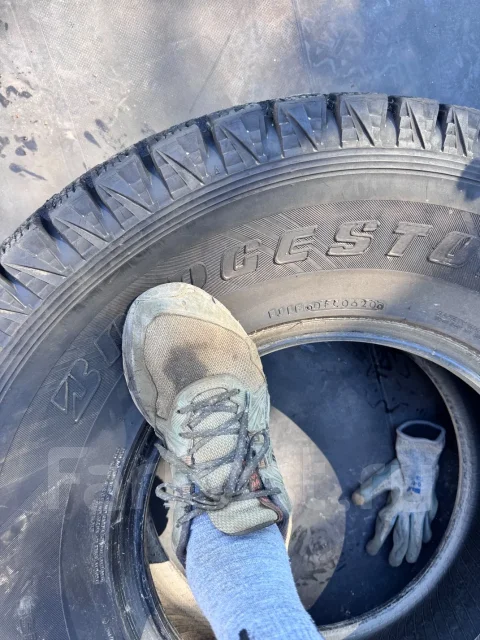 Bridgestone Blizzak LT. ������, ��� �����, 2007 ���, �/�, ����� 30 % ����