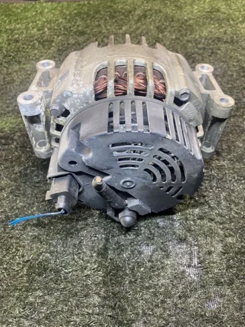 ��������� Audi A4 B6 2000-2006 06B903016AF 8EC ALT 06B903016AF ����