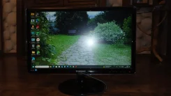 Samsung. 24", ���������� �� (LCD, LED, QLED) ����