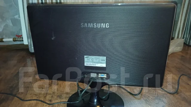Samsung. 24", ���������� �� (LCD, LED, QLED) ����