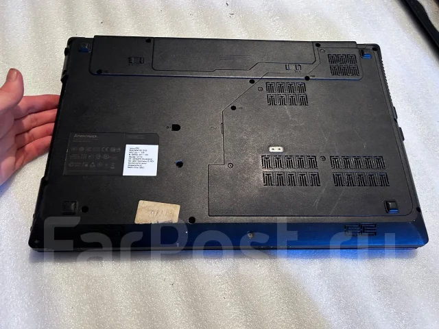 Lenovo G780. 17.3", 2,5����, ��� 2048 ��, ���� 1���, WiFi: 1, Bluetooth: 1, ����������� �� 1��. ����
