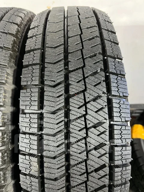 Bridgestone Blizzak VRX2. ������, ��� �����, 2018 ���, �/�, ����� 5 % ����